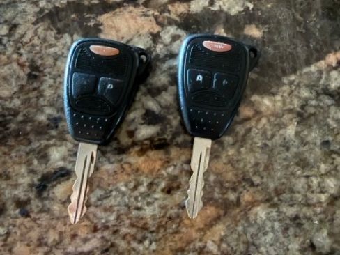 Used 2008 Dodge Ram 1500 Truck SLT w/ Navigation Convenience Group image 2