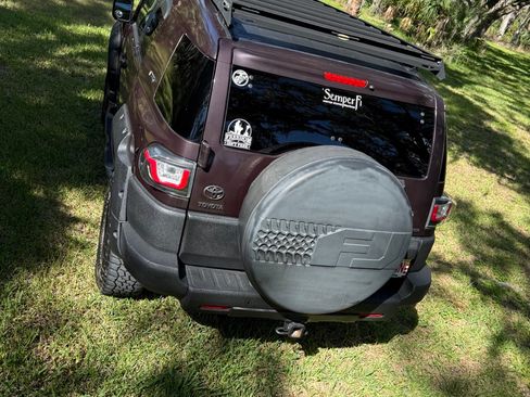Used 2007 Toyota FJ Cruiser 4WD image 8