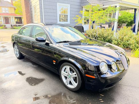 Used 2005 Jaguar S-TYPE R RWD image 9