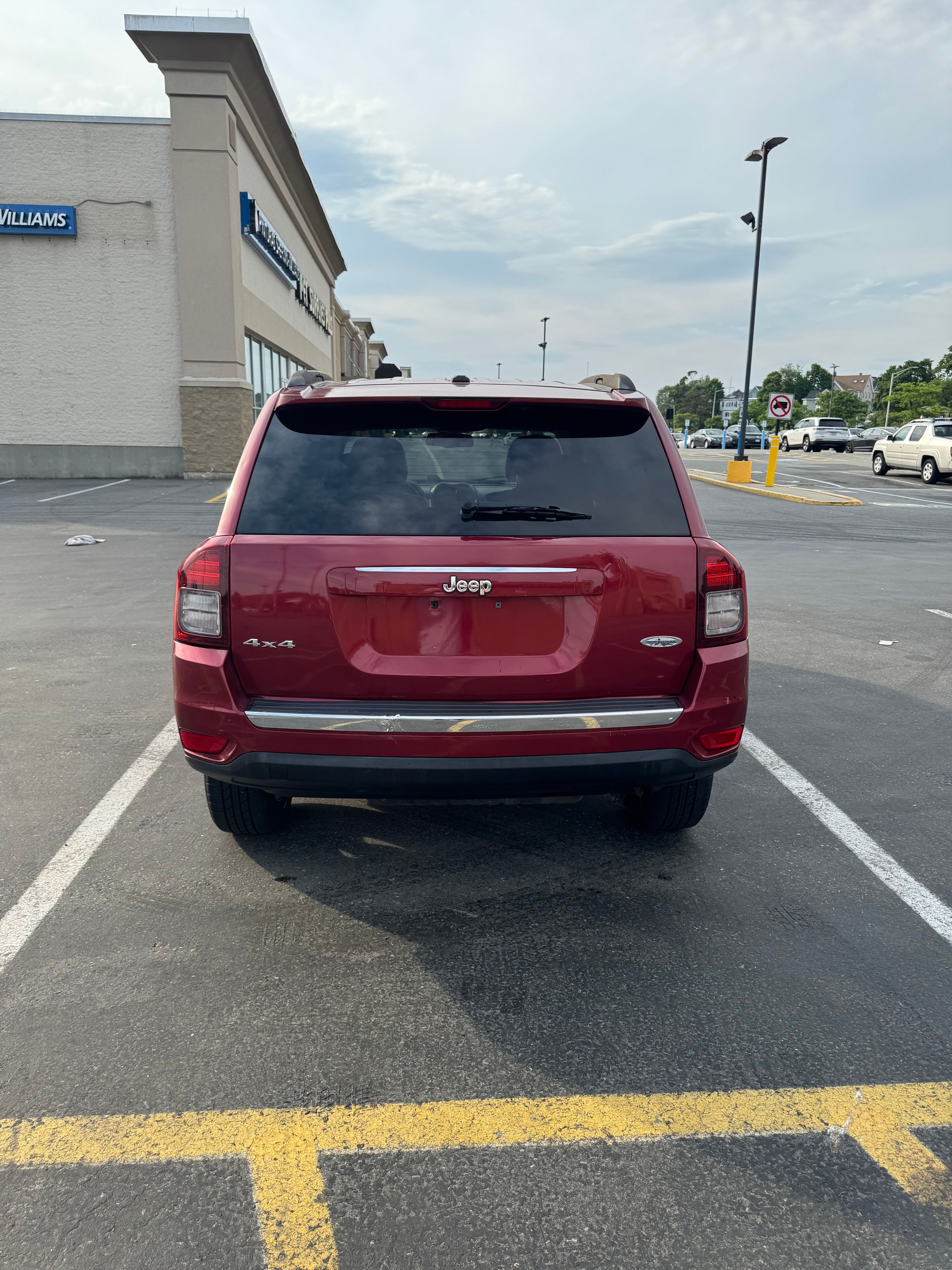 Used 2015 Jeep Compass High Altitude AWD/4WD image 9