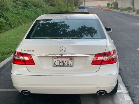 Used 2012 Mercedes-Benz E 350 Sedan image 4