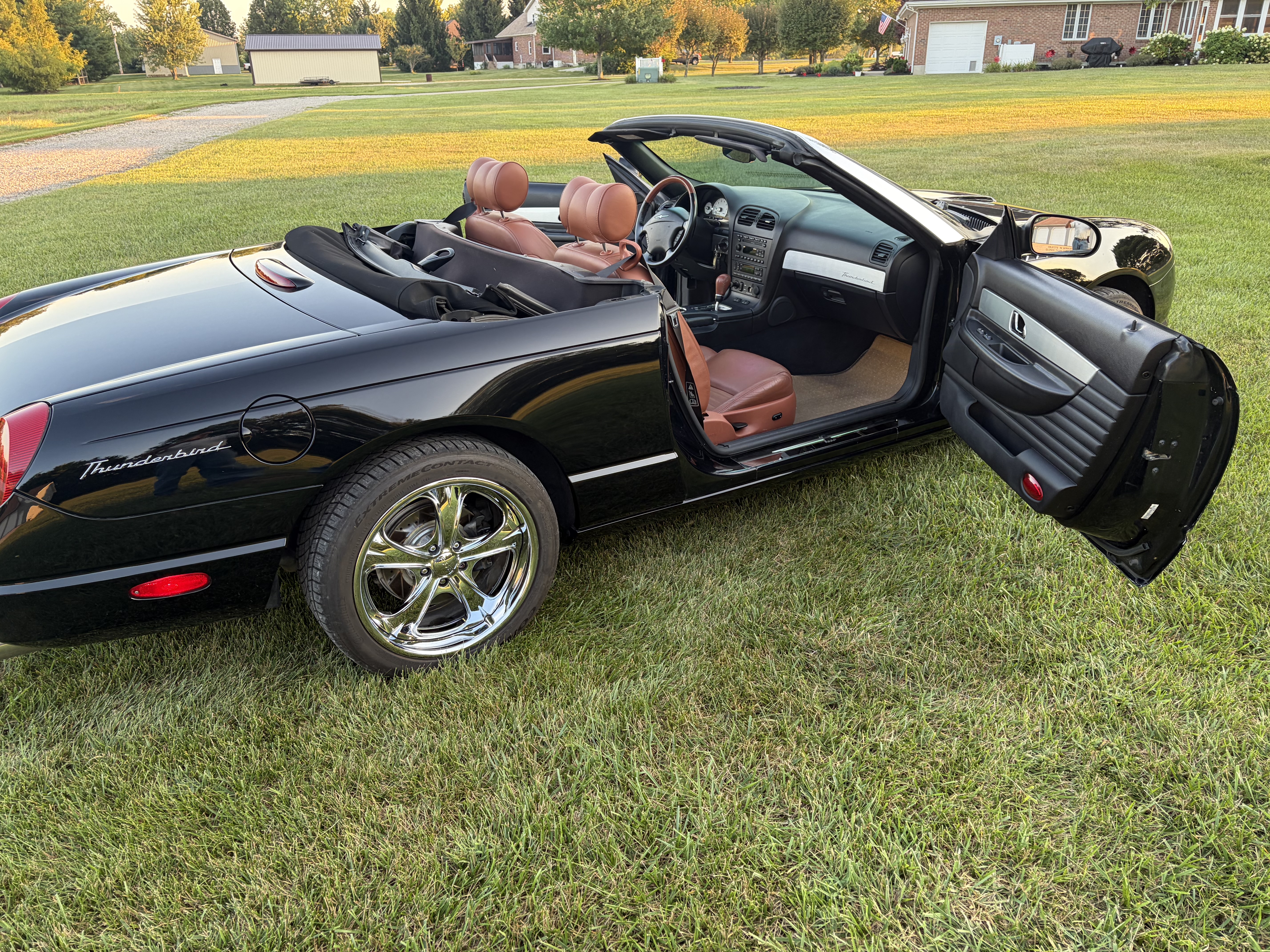 Used 2003 Ford Thunderbird RWD image 18