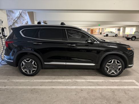 Used 2023 Hyundai Santa Fe Limited image 4