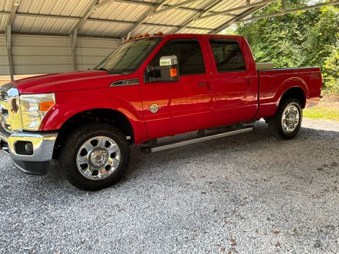 Used 2014 Ford F250 Lariat w/ Lariat Ultimate Package AWD/4WD image 6
