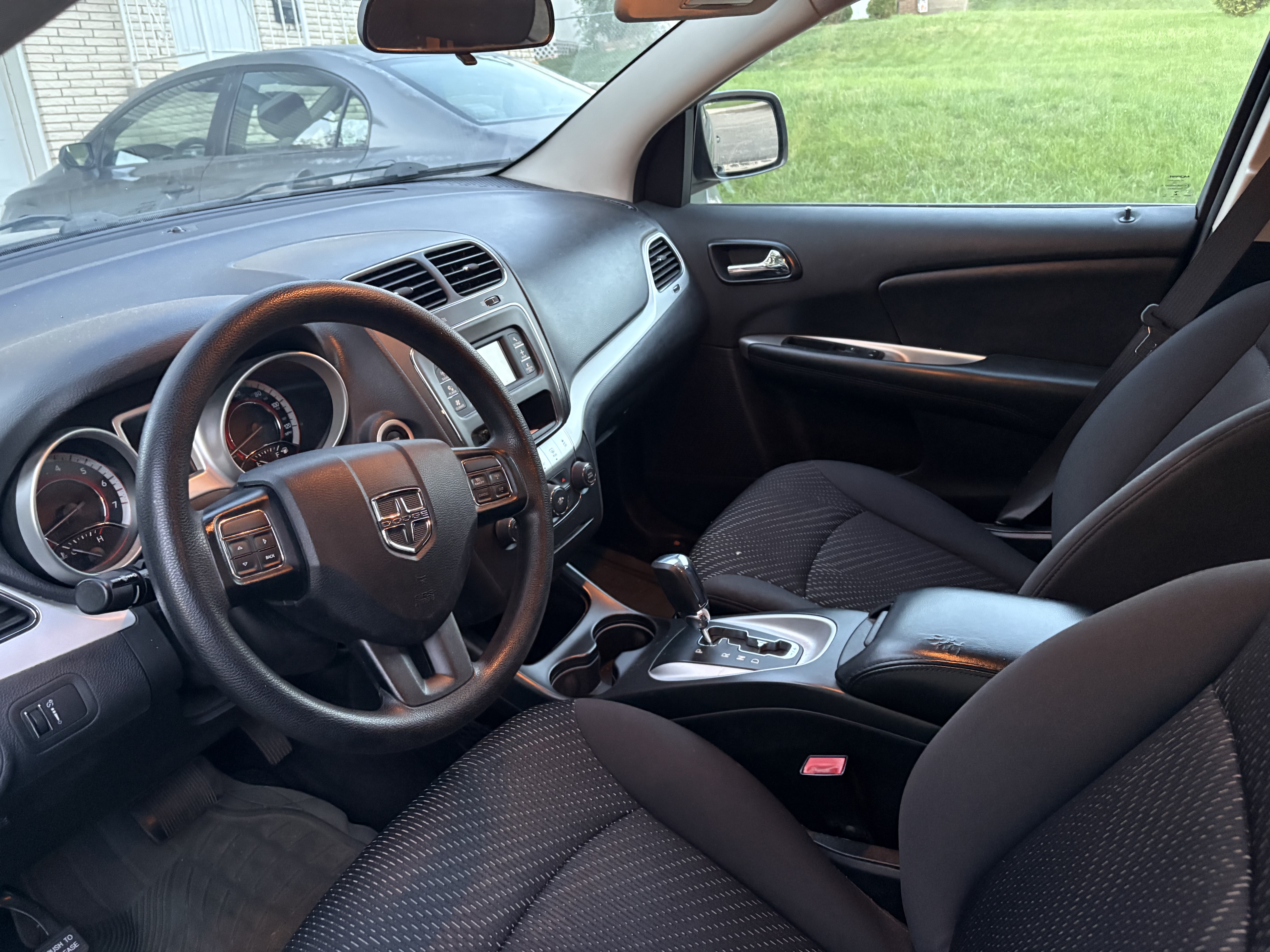 Used 2017 Dodge Journey SE FWD image 6
