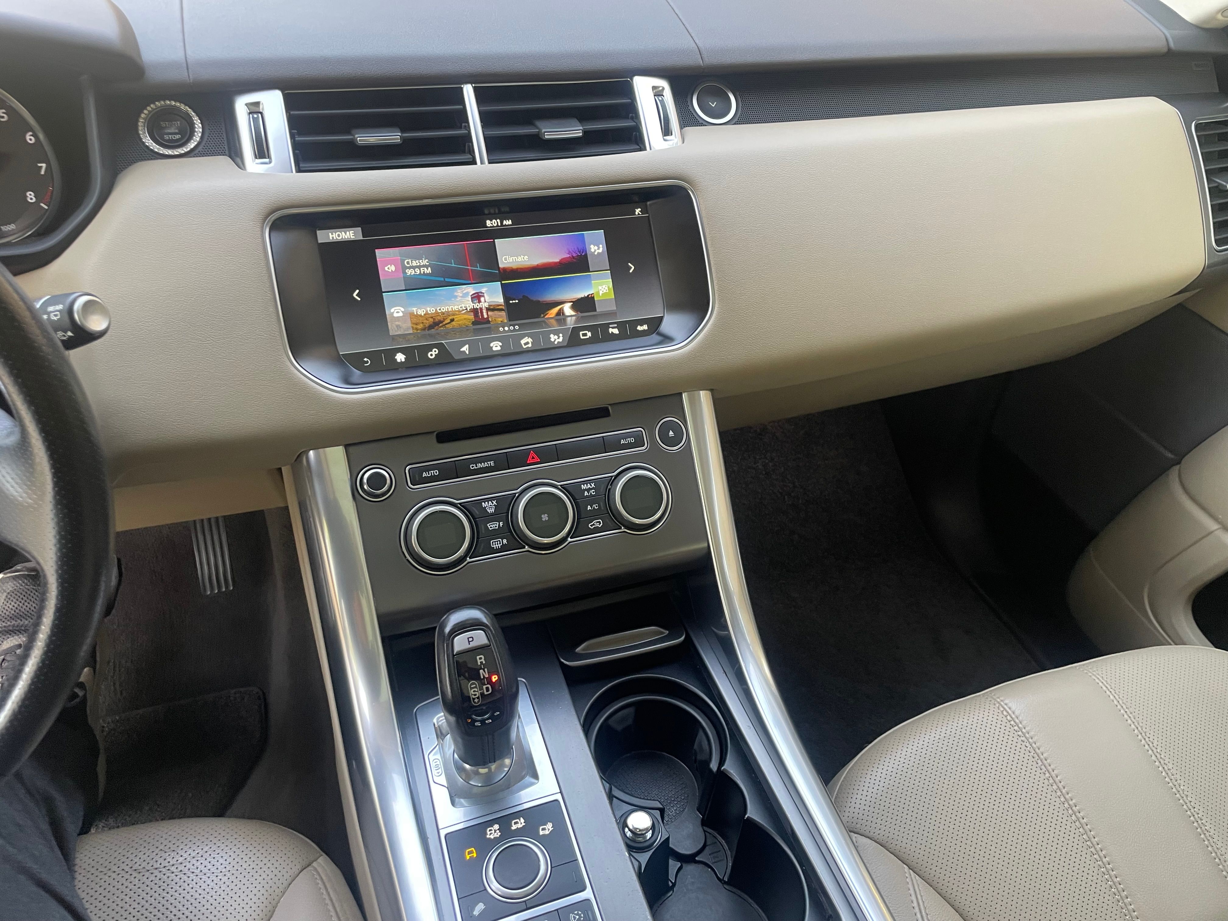 Used 2017 Land Rover Range Rover Sport SE AWD/4WD image 12