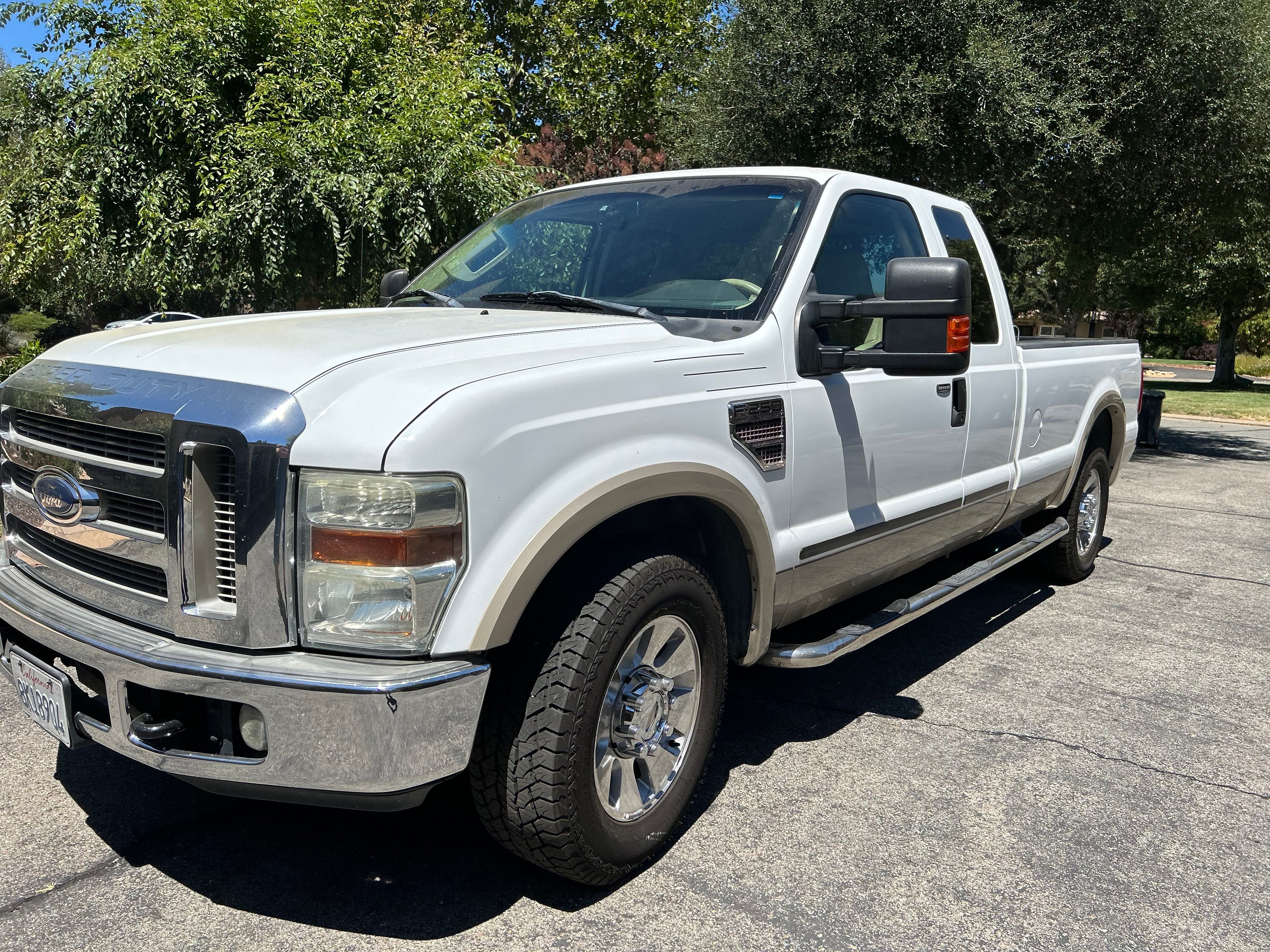 Used 2008 Ford F250 Lariat RWD image 2