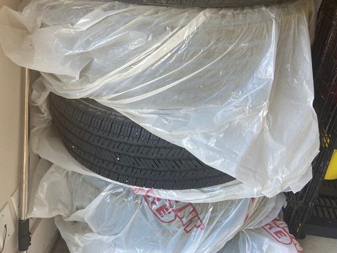 Used 2023 Jeep Wrangler Unlimited Sahara w/ Cold Weather Group image 11