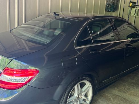 Used 2009 Mercedes-Benz C 350 Sport image 2