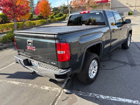 Used 2017 GMC Sierra 1500 SLE image 13