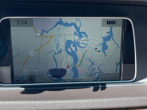 Used 2014 Mercedes-Benz E 350 4MATIC Sedan image 12