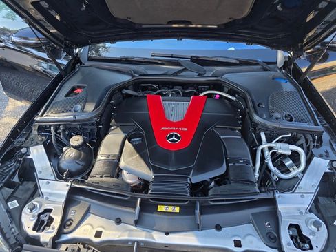 Used 2018 Mercedes-Benz E 43 AMG 4MATIC Sedan image 4