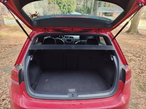 Used 2015 Volkswagen GTI SE image 12