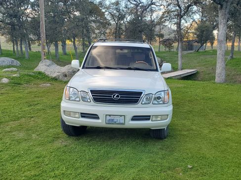 Used 2000 Lexus LX 470 4WD image 10