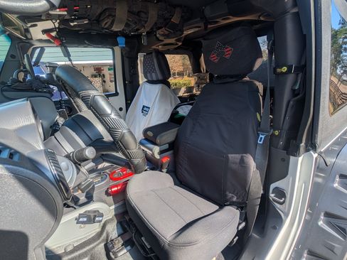 Used 2008 Jeep Wrangler X image 15