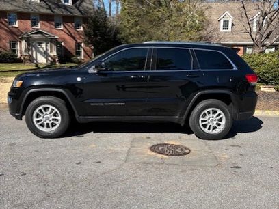 Used 2019 Jeep Grand Cherokee Laredo