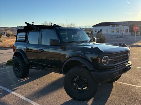 Used 2022 Ford Bronco 4-Door AWD/4WD image 18