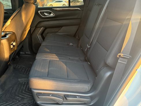 Used 2021 GMC Yukon SLE w/ Max Trailering Package image 14