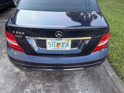 Used 2012 Mercedes-Benz C 250 C 250 Luxury Sedan 4D image 5