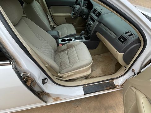 Used 2011 Ford Fusion SE image 20