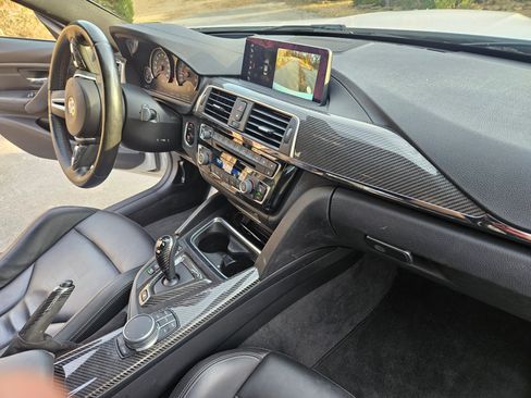 Used 2018 BMW M3 CS image 14