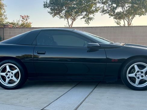 Used 1996 Chevrolet Camaro Z28 RWD image 5