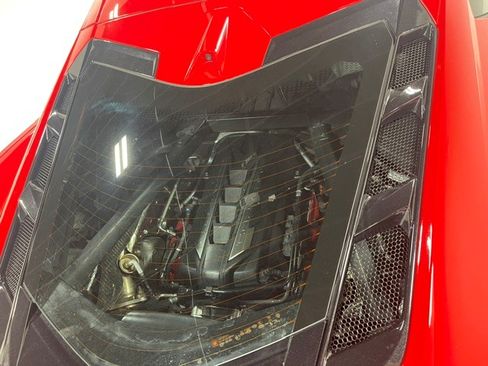 Used 2021 Chevrolet Corvette Stingray Premium Cpe w/ Z51 Performance Package RWD image 18