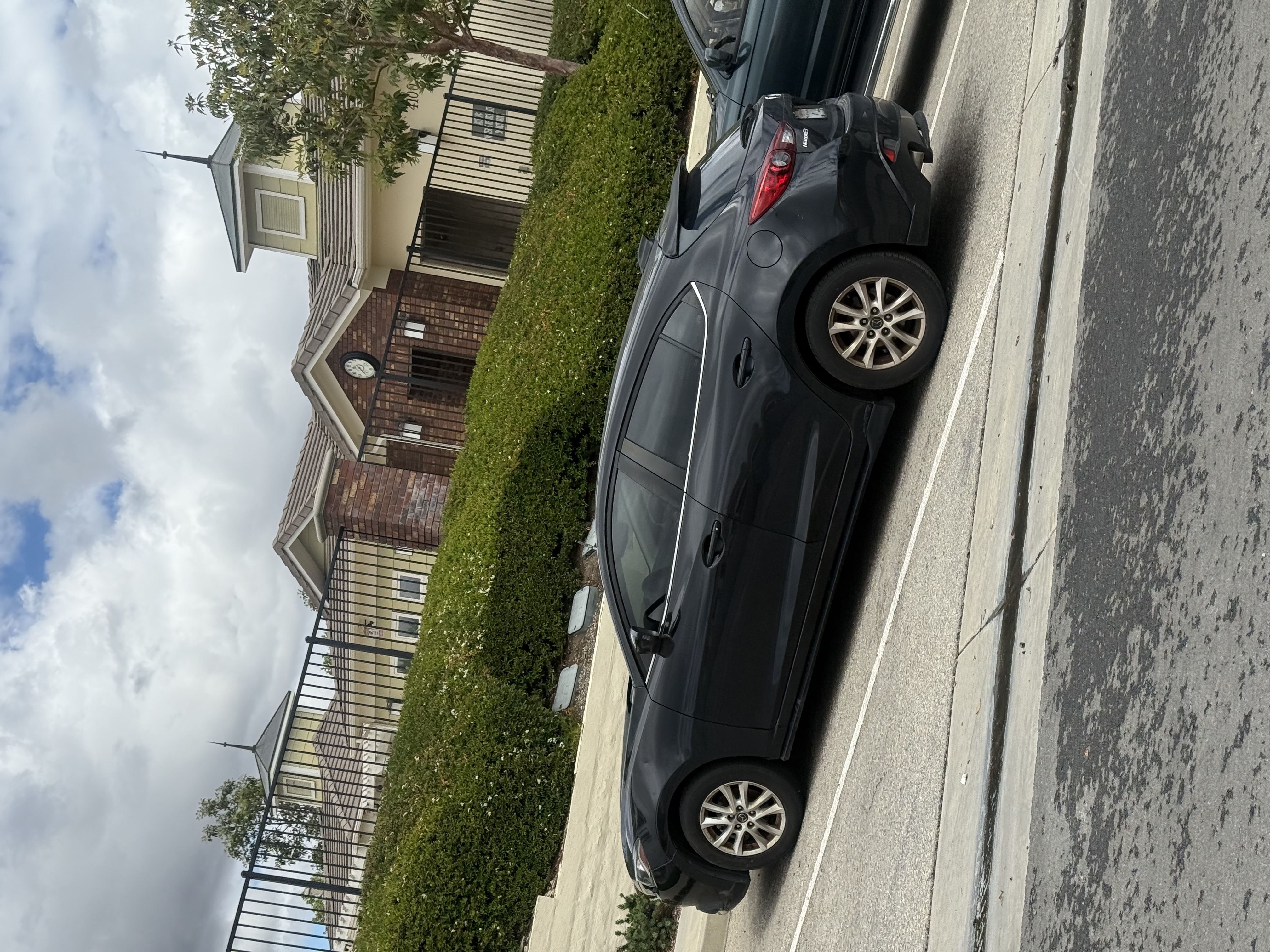 Used 2016 MAZDA MAZDA3 i Touring w/ Appearance Package FWD image 1