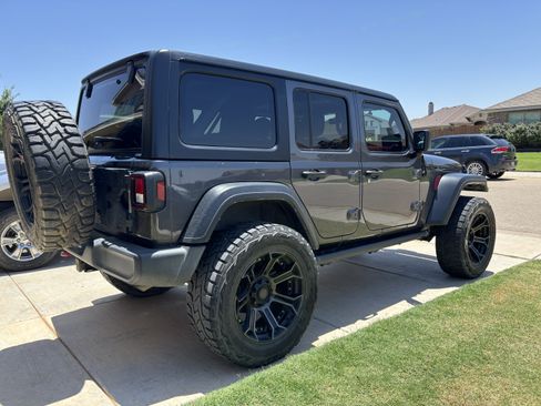 Used 2021 Jeep Wrangler Unlimited Sport AWD/4WD image 6