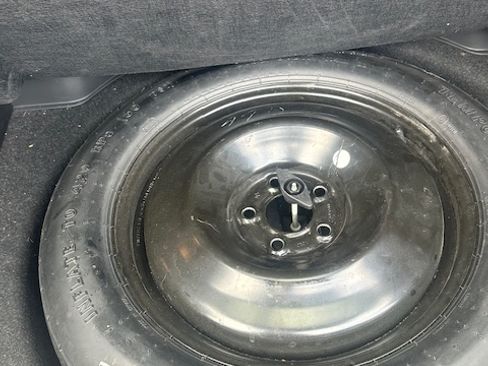 Used 2019 Jeep Cherokee High Altitude image 6