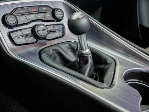 Used 2023 Dodge Challenger R/T Scat Pack image 4