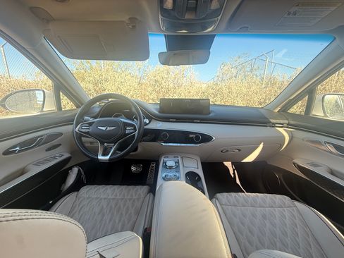 Used 2022 Genesis GV70 3.5T Sport w/ Sport Prestige Package image 15