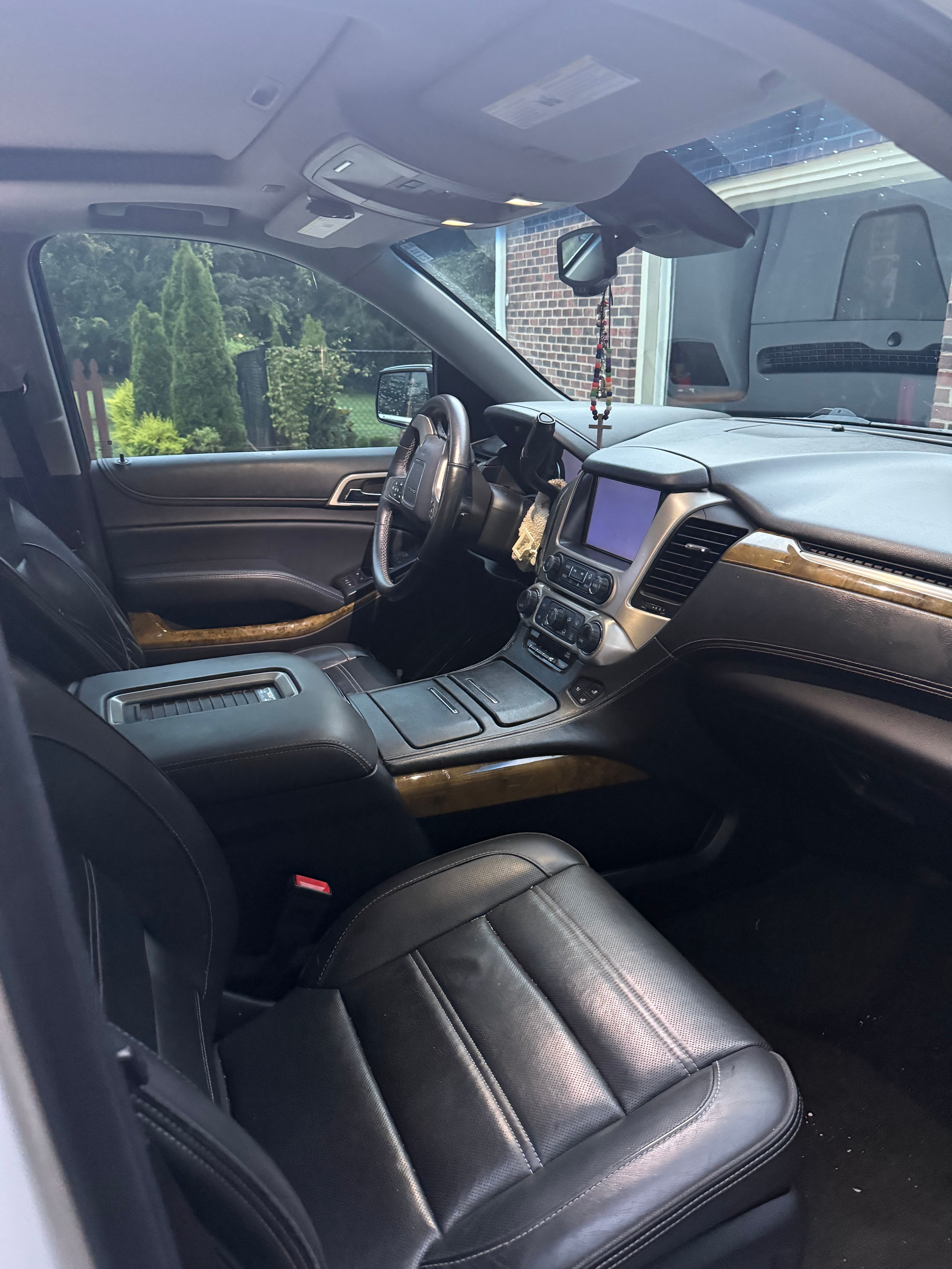 Used 2017 GMC Yukon Denali w/ Open Road Package RWD image 9