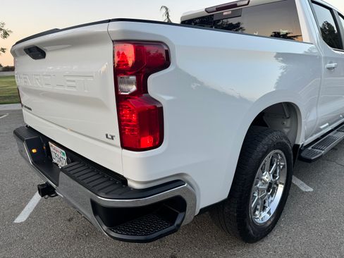 Used 2019 Chevrolet Silverado 1500 LT w/ All-Star Edition AWD/4WD image 11