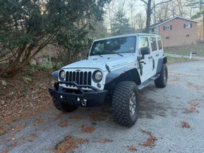 Used 2018 Jeep Wrangler Unlimited Rubicon w/ Connectivity Group
