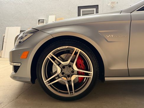 Used 2012 Mercedes-Benz CLS 63 AMG image 9