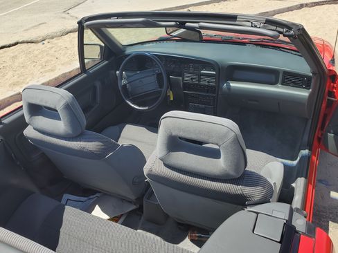 Used 1992 Mercury Capri XR2 image 14