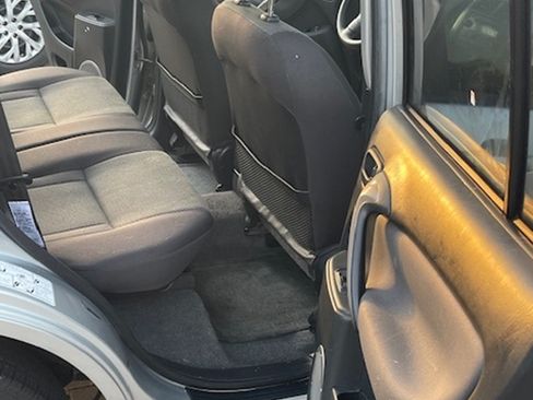 Used 2005 Toyota RAV4 2WD image 13