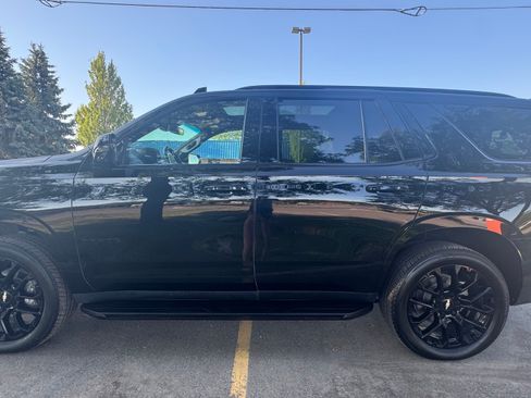 Used 2023 Chevrolet Tahoe RST w/ Luxury Package AWD/4WD image 2