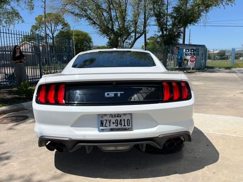Used 2019 Ford Mustang GT image 6
