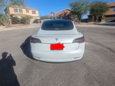 Used 2020 Tesla Model 3 Standard Range Plus image 10