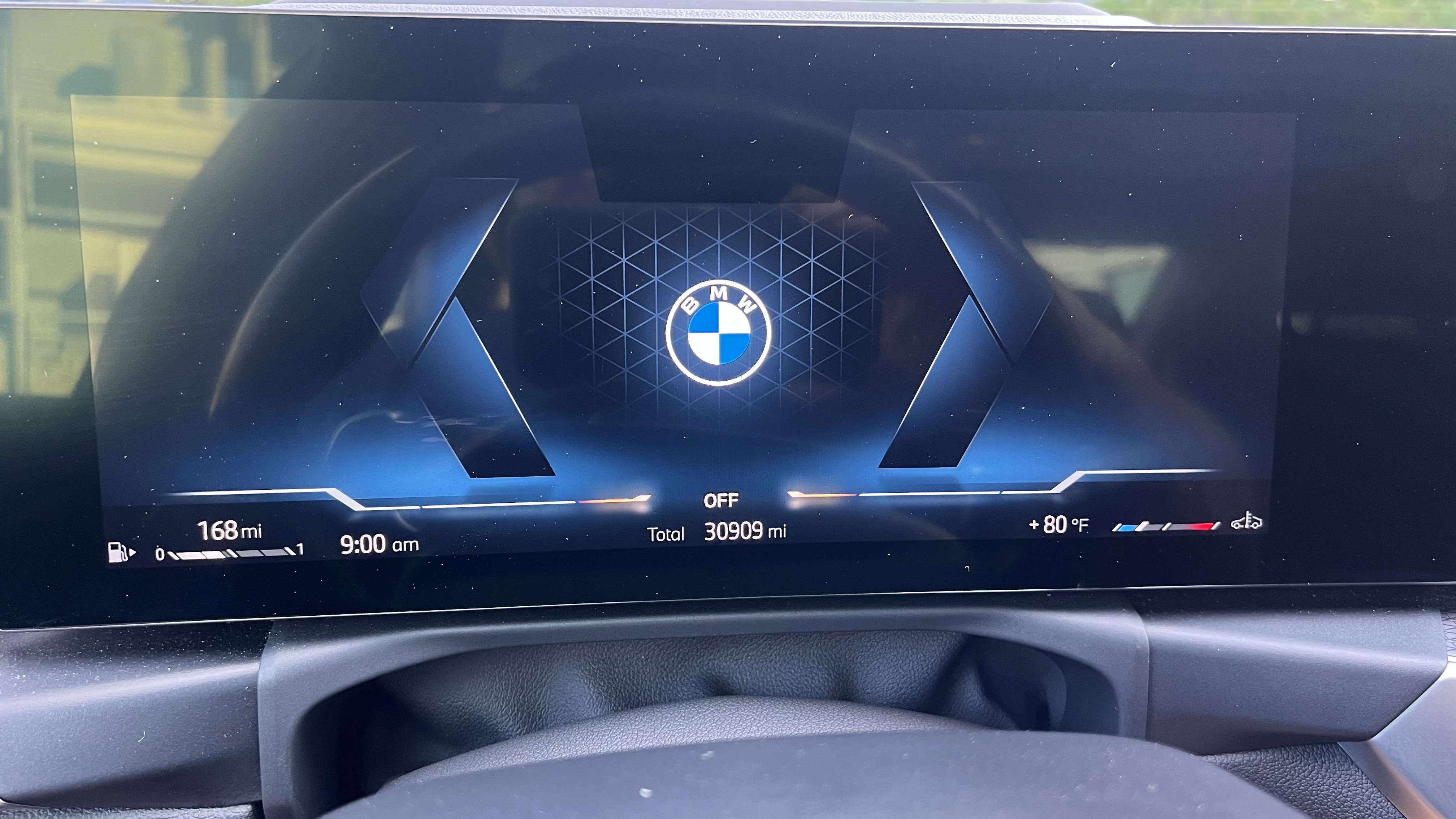 Used 2023 BMW 330i xDrive Sedan w/ M Sport Package AWD/4WD image 13