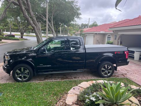 Used 2016 Ford F150 XLT w/ Equipment Group 302A Luxury image 2