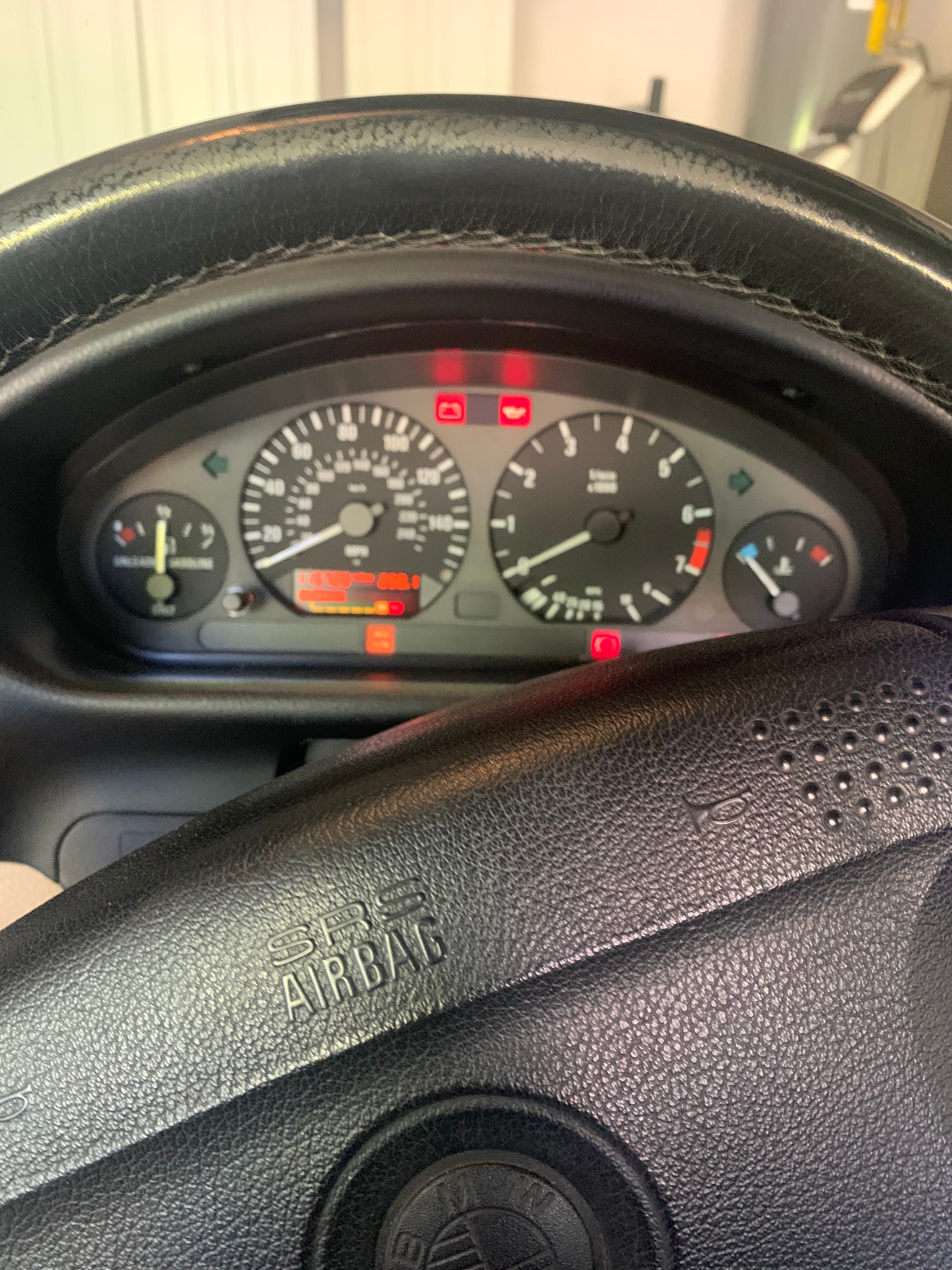Used 1996 BMW 318i Convertible RWD image 15