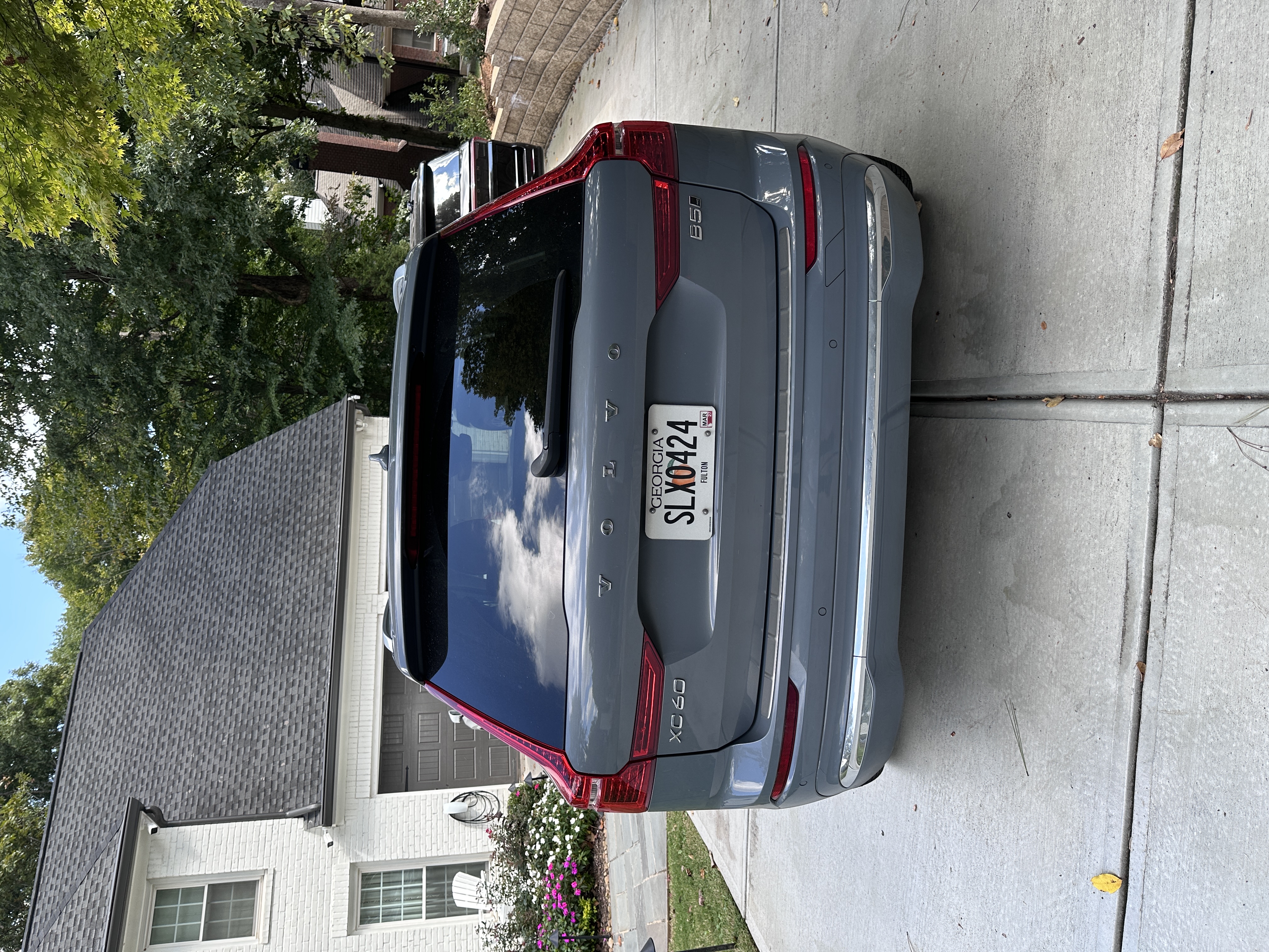 Used 2023 Volvo XC60 B5 Plus w/ Climate Package AWD/4WD image 5