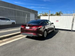 Used 2018 Kia Optima LX w/ 17" Alloy Wheels Package FWD image 1