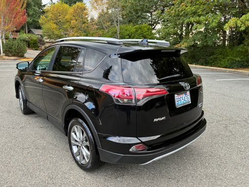 Used 2016 Toyota RAV4 Limited AWD/4WD image 11