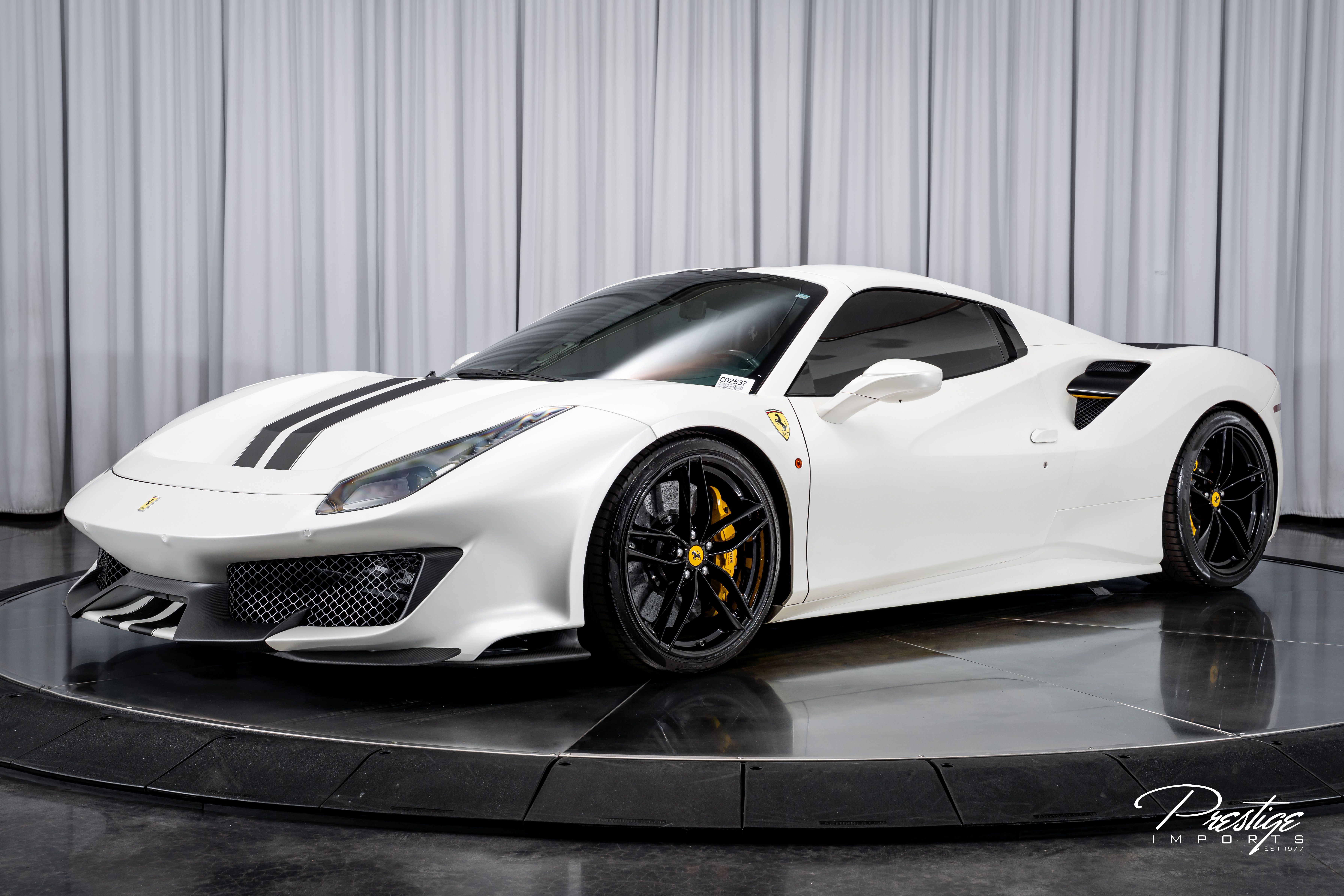 Used 2017 Ferrari 488 Spider RWD image 5