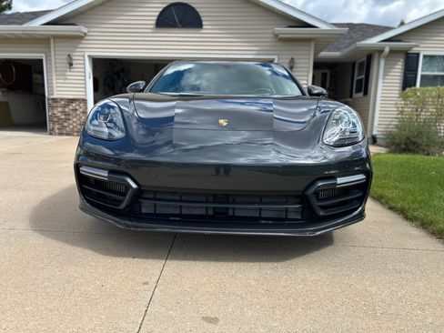 Used 2017 Porsche Panamera 4S AWD/4WD image 25