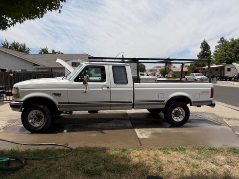 Used 1997 Ford F250 4x4 SuperCab Heavy Duty image 4